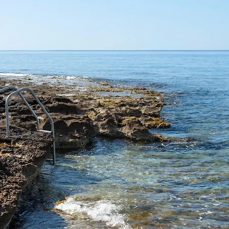 Seafront Luxury Moonlight In South East Crete With Breathtaking Views Villa Makrýgialos