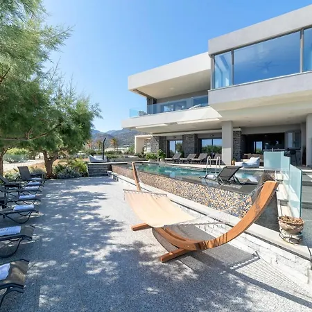 Villa Seafront Luxury Moonlight In South East Crete With Breathtaking Views *