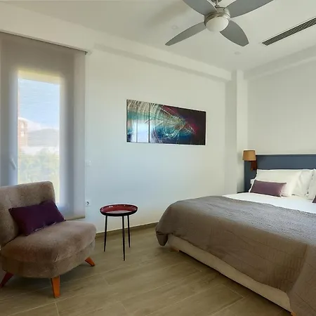 Villa Seafront Luxury Moonlight In South East Crete With Breathtaking Views Makrýgialos