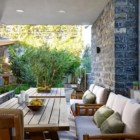 Seafront Luxury Moonlight In South East Crete With Breathtaking Views Villa