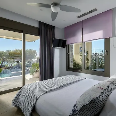 Seafront Luxury Moonlight In South East Crete With Breathtaking Views * Makrýgialos