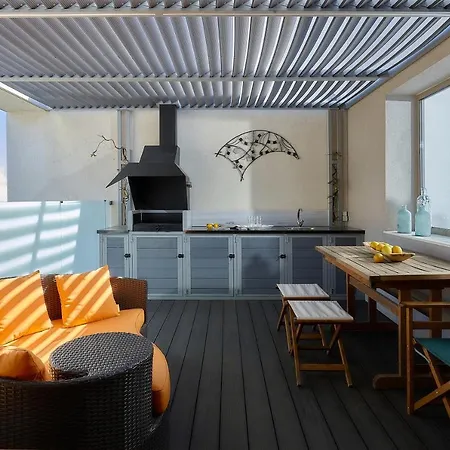 Seafront Luxury Moonlight In South East Crete With Breathtaking Views Makrýgialos