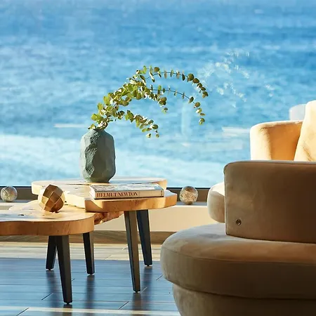Seafront Luxury Moonlight In South East Crete With Breathtaking Views Makrýgialos