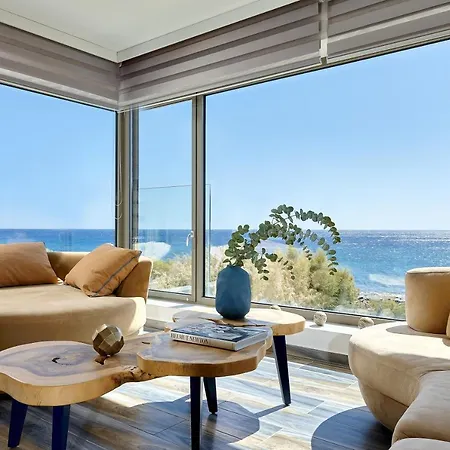 Seafront Luxury Moonlight In South East Crete With Breathtaking Views ヴィラ